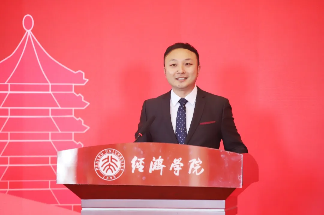 刘充致辞01.jpg 刘充致辞01.jpg