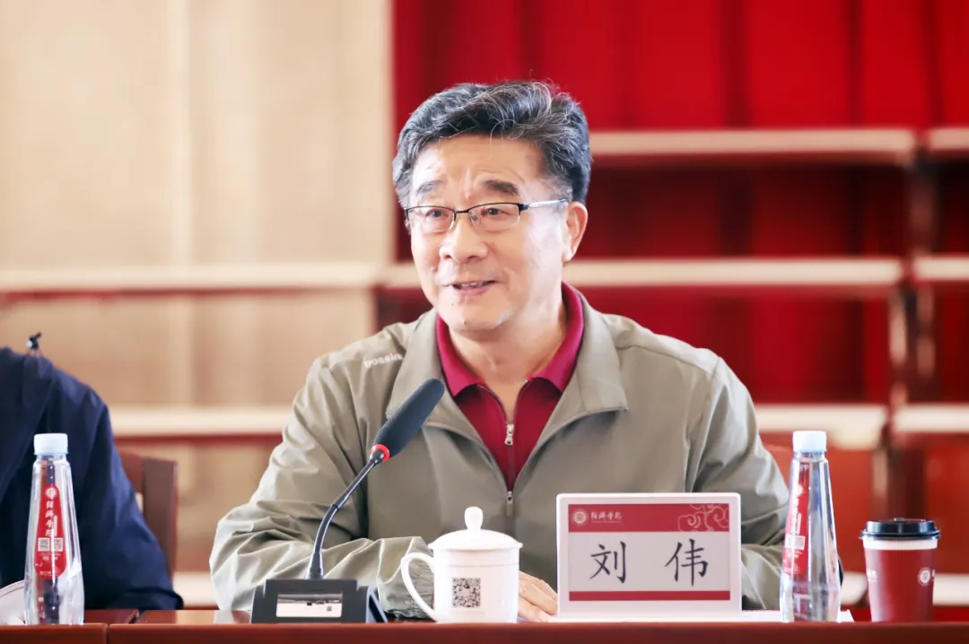 刘伟06.jpg 刘伟06.jpg